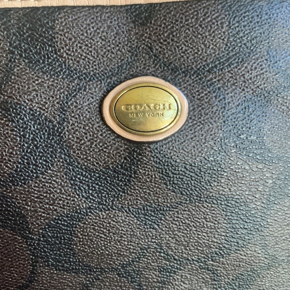 Like New Coach Brown and tan Shoulder Bag - Picture 2 of 5